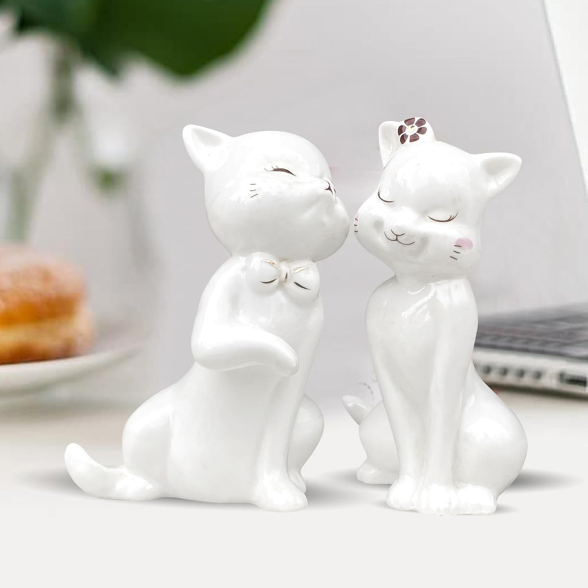 Lovely Ceramic cat Pair Statues for Home Decor (Pack of 2, White)