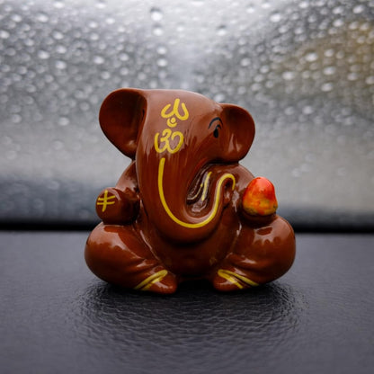 Resin Lord Ganesha Idol for Car Dashboard 5x5cm (Brown)