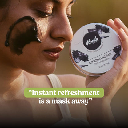 Vilvah Charcoal Face Mask | Eliminates Blackheads & Whiteheads | Targets Acne, Controls Excess Oil & Minimises Pores | Detoxifies & Unclogs Pores | With Activated Charcoal, Tea Tree Hydrosol & Aloe Vera | For Men & Women | 100g