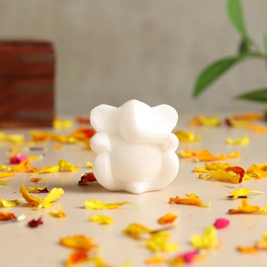 Marble Laxmi Ganesh Murti on Choki | Lakshmi Ganesha Idol for Pooja Room, Mandir & Home Temple | Hindu Religious Statue (Design04: L4 x W3 x H4 cm)