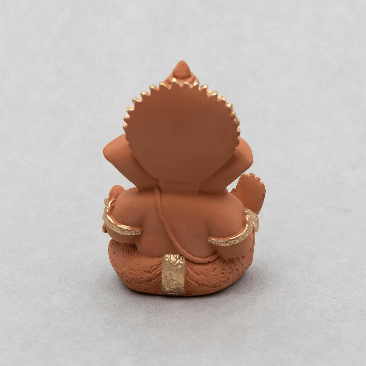 Lord Ganesha Idol for Car Dashboard, Home Temple & Office Decor | Gold Plated Resin Ganpati Murti for Puja, Mandir, Vastu, Diwali, Housewarming Gift | 3.5 Inch | Pack of 1 (Brown)