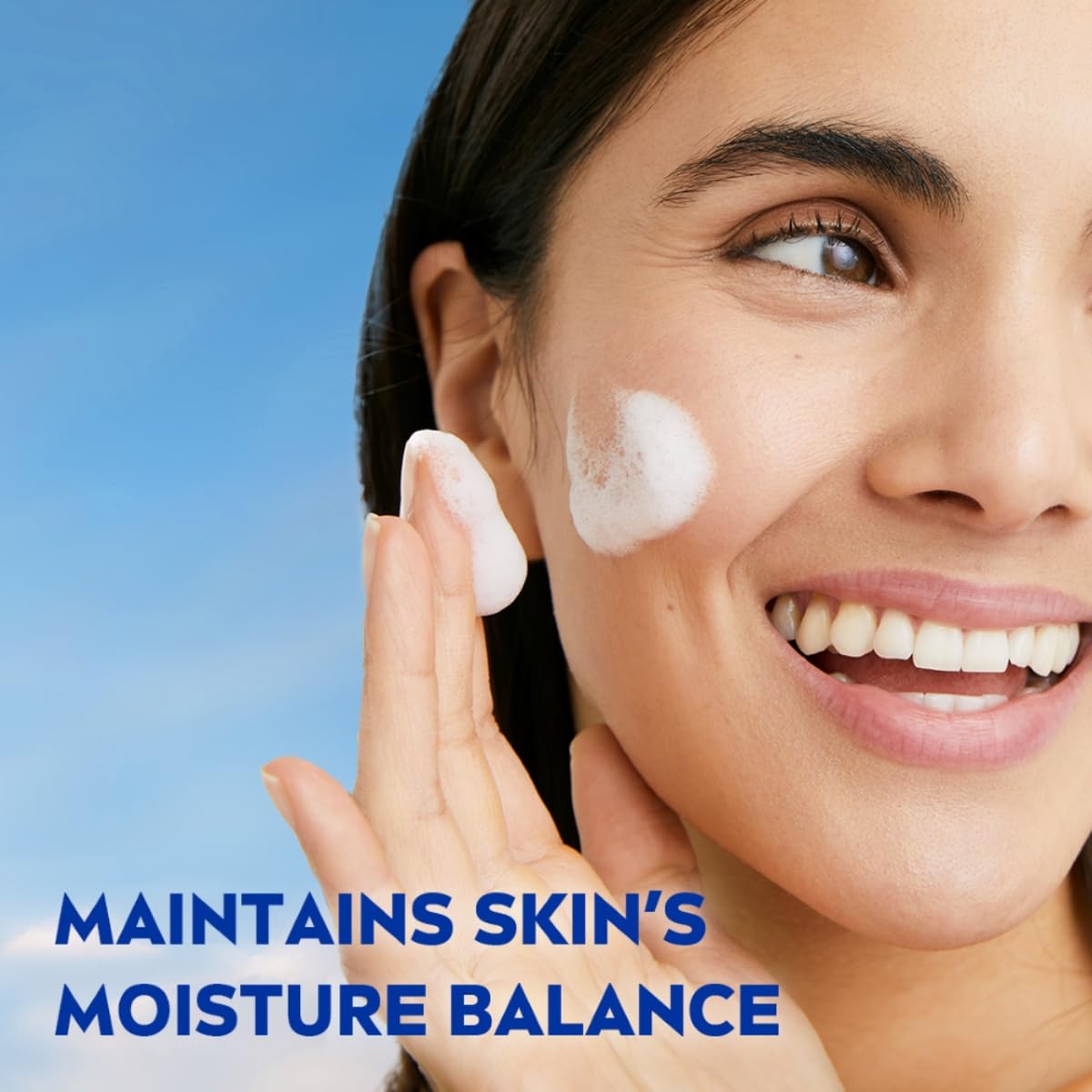 NIVEA Luminous Even Glow 2% AHA Face Wash | Oil-Free Cleanser with Aloe Vera & Guarana Extracts | Deep Cleansing Face Wash for Oily, Normal & Sensitive Skin | Exfoliating Brightening Face Cleanser for Women & Men | 100ml