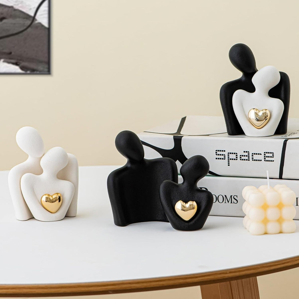 Hugging Couple Statue - Romantic Home Decor, Perfect Wedding Anniversary and Valentines Day Gift, Figurine for Home, Office, Coffee Table and Desktop (Black+White, Romantic Couple)