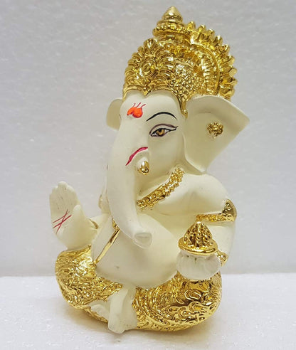 Gold Art India Gold and Silver Plated Ganesh Idol for Car Dashboard Small Ganesha Murti Ganpati Idol for Home Decor Puja Lord Ganesh Statue Gift for Office Desk Puja Room Figurine