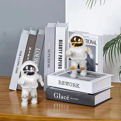Street27® Cute Outer Space Astronaut Figurine Action Figure Toys Statue for Showpiece Home Living Room Decor Office Desktop Decoration Car Dashboard, Kids Birthday Party Gift