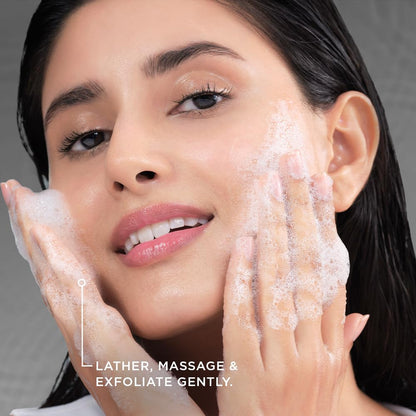 POND'S Pure Detox Face Wash 200 g|| Daily Exfoliating & Brightening Cleanser|| Deep Cleans Oily Skin - With Activated Charcoal for Fresh|| Glowing Skin