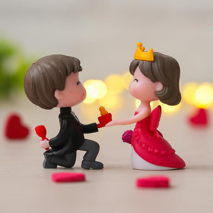 eCraftIndia Cute Couple Statue Boy Proposing Girl Miniature Showpiece Valentine Gift for Girlfriend Boyfriend Husband Wife Her Him | Valentine Decoration Items | Happy Birthday Cake Topper