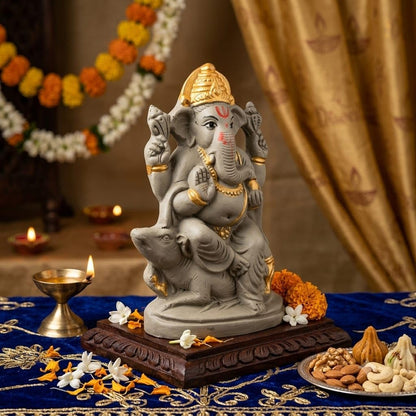SAUDEEP INDIA Handmade Mitti Ganesh Idol with Real Gold Polish On Mukut | Eco-Friendly Handcrafted Mud/Clay Ganesh Murti | Ganpati Figurine for Visarjan | Biodegradable Mushak Ganesha Statue