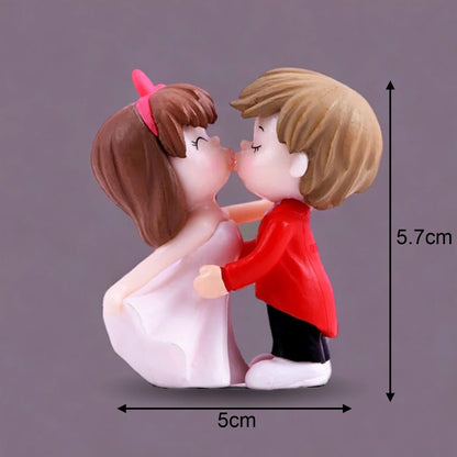ascension Cute Kissing Couple Miniature Figurine Showpiece Gift for Husband Wife Romantic Valentine Day Gift for Girlfriend, Boyfriend Small Baby Couple Showpiece Valentines Gifts