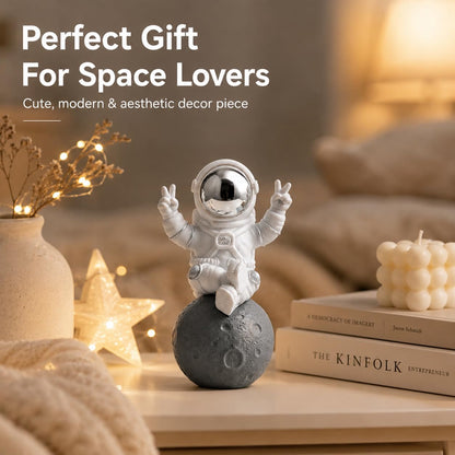 Street27® Cute Outer Space Astronaut Figurine Action Figure Toys Statue for Showpiece Home Living Room Decor Office Desktop Decoration Car Dashboard, Kids Birthday Party Gift, Resin