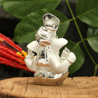 Ganesh Idol for Gift,Silver Plated Terracotta Ganesha Murti for Car Dashboard Ganesh Idol for Gift for Ganpati Festival, Home Decoration Items Diwali Gifts for Family and Friends