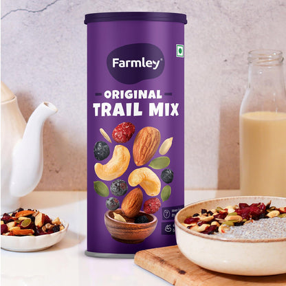Farmley Trail Mix | 7 Superfood in 1 Mixes | Dry Fruits Contains Almonds, Cashews, Blueberries, Blackcurrant, Pumpkin & Sunflower Seeds 325g (Pack of 1)