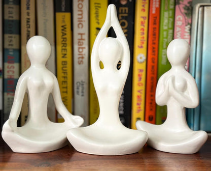 Pack of 3 Yoga Girl Statue Ceramic Meditating Thinker Sculpture Decorative Yoga Showpiece for Gifting Living Room House Warming Anniversary Birthday Office & Home Decoration