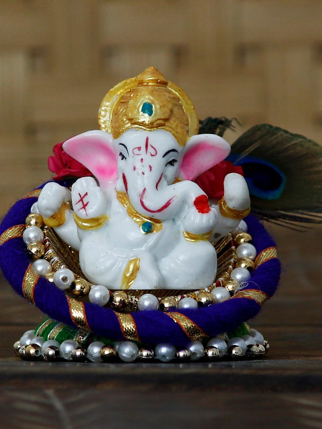 Resin Lord Ganesha Idol On Peacock Feather Decorative Plate| Ganesha Idol for Home Decor Car Dashboard| Ganesha Statue| Ganpati Murti Gift for Diwali Ganesh Chaturthi Housewarming Birthday