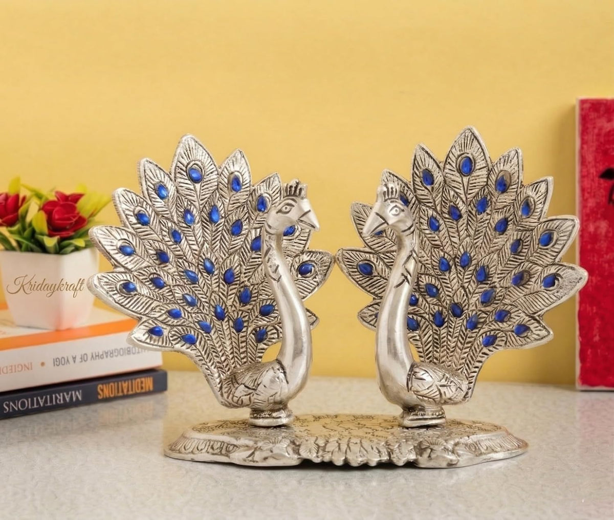 Double Peacock Metal Statue, Lovers Peacock Couple, Animal Showpiece Figurines, Feng Shui as Table Top Figurine for Living Room, Office, Bedroom, Decorative (Silver)