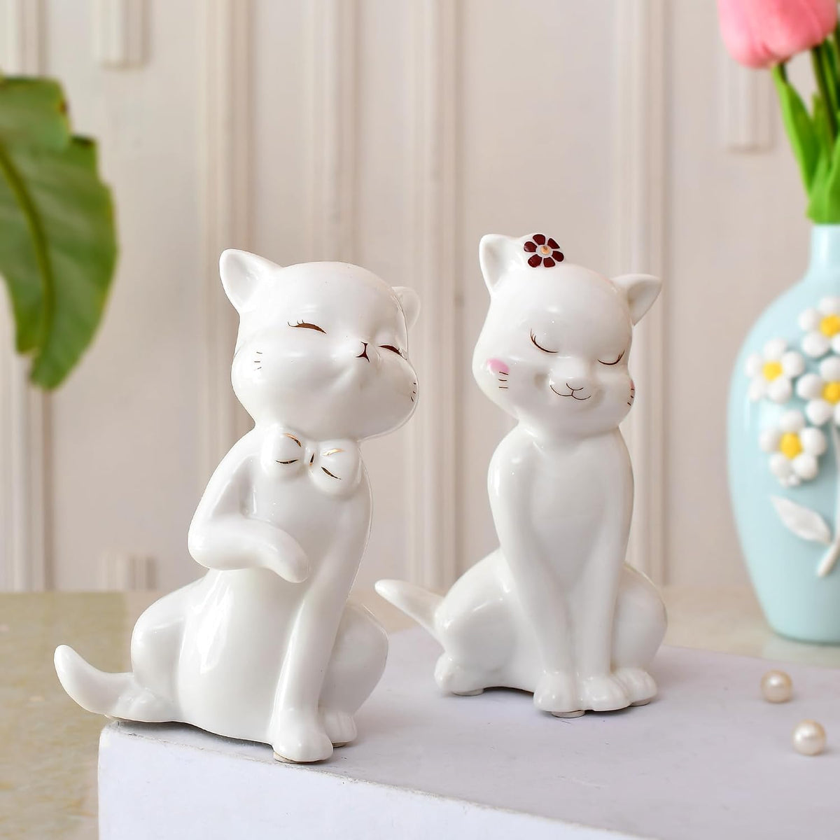 Lovely Ceramic cat Pair Statues for Home Decor (Pack of 2, White)