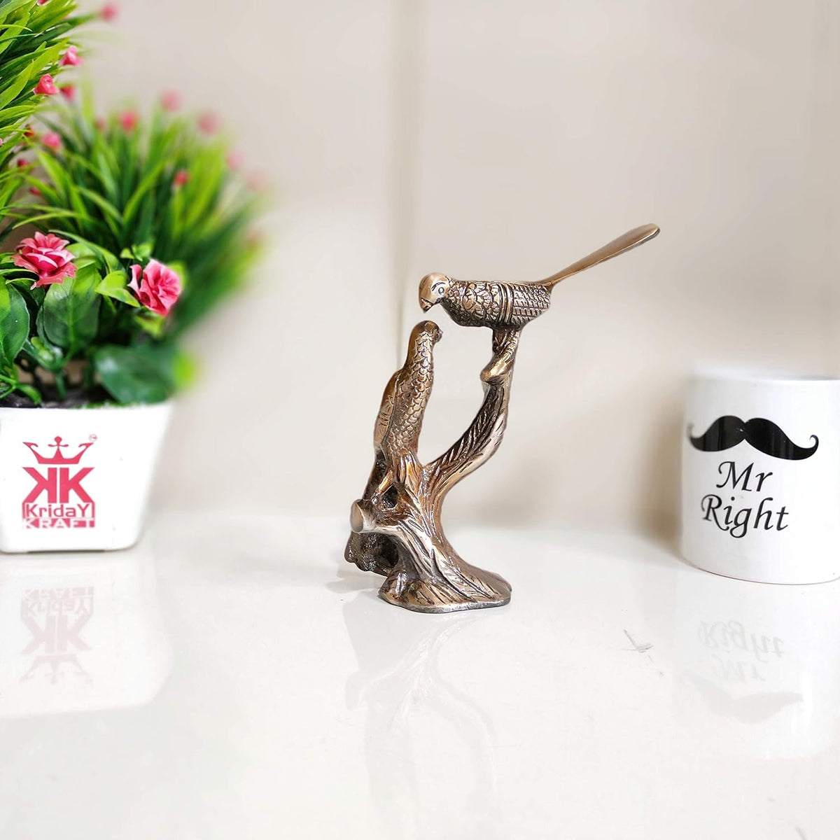 Love Birds Couple Kissing Sitting on Tree Branch Showpiece for Home Decor Statue Love for Romantic Gift to Boyfriend,Girlfriend,Wife,Friends,Decoration Idol,Showcase,Office Decoration...