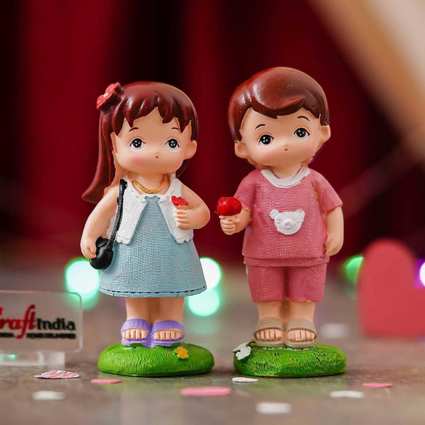 eCraftIndia Boy Giving Rose to Girl Cute Couple Showpiece | Valentine Gift for Girlfriend Boyfriend Husband Wife Special Love Her Him | Valentine Day Decoration Items