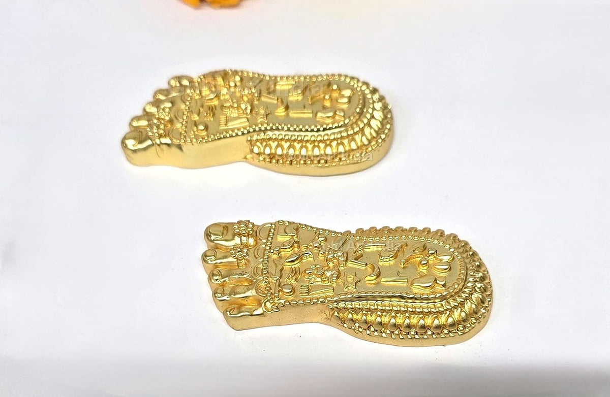 Gold Art India Shri Laxmi Charan Paduka Gold Plated Matte | Bhagyam Lakshmi Charan Idol | Maa Lakshmi Blessings Feet for Office Home Temple Decor | Ideal for Laxmi Puja Housewarming Gifts (4.5" Inch)