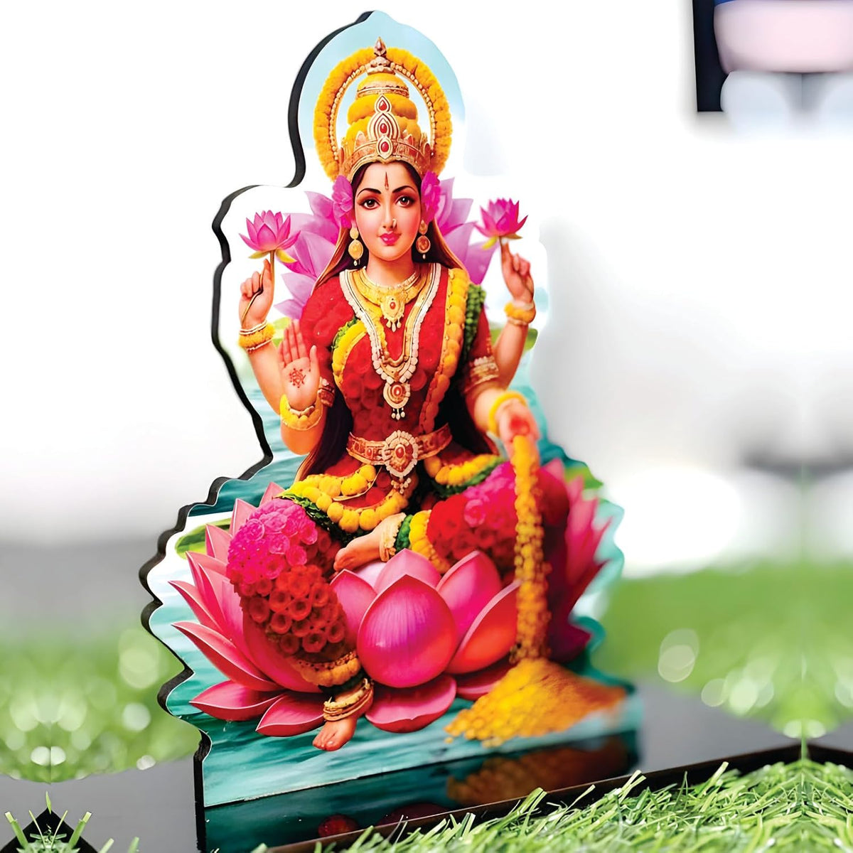 Wooden Goddess Lakshmi Idol | Laxmi Murti Showpiece for Home, Pooja Room, Office Desk, Diwali & Housewarming Gift | Spiritual Decor Statue (6 x 6.2 Inch)