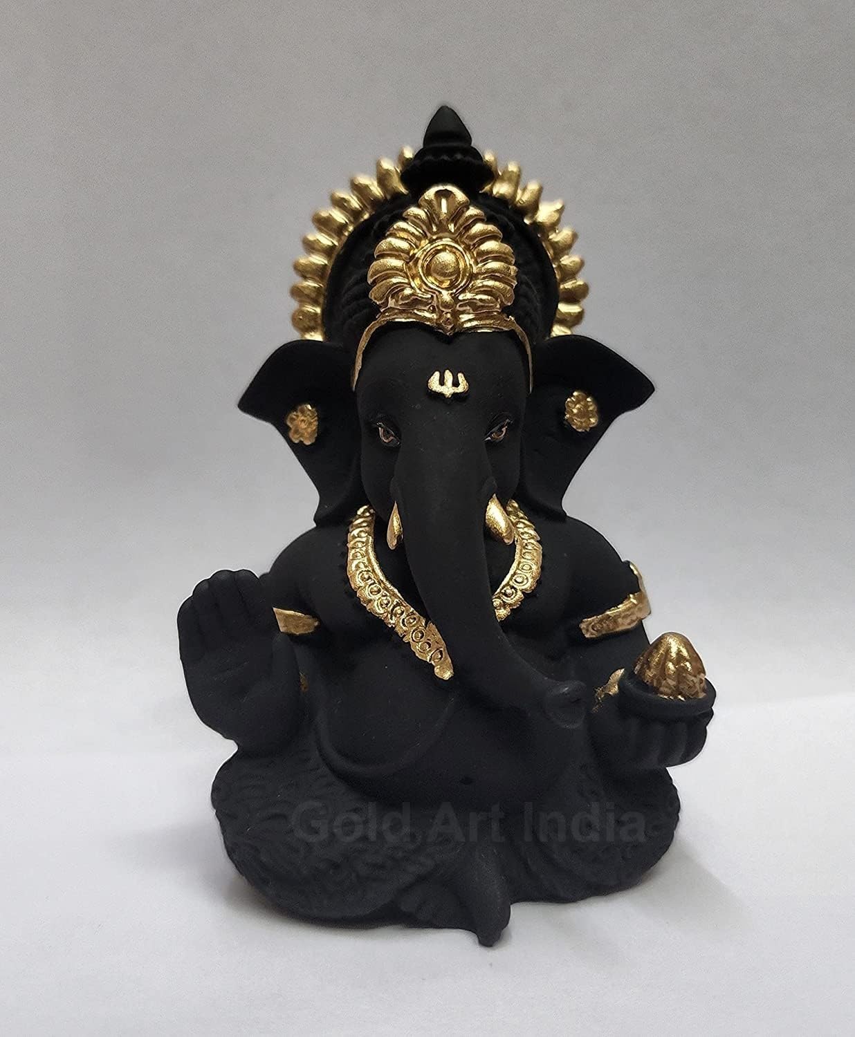 Gold Art India Terracotta Black Ganesh Idol for Car Dashboard Small Ganesha Murti Ganpati Idol for Home Decor Puja Lord Ganesh Statue Gift for Office Desk Puja Room Figurine 3.5 X 2 Inches, Idol