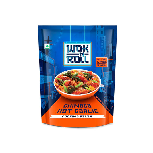 Wok n Roll Chinese Hot Garlic Paste 160g | Spicy Chilli Garlic Sauce for Stir Fry & Asian Cooking | Ready in 10 Mins | Serves 4 | Authentic Chinese Flavour | Cooking Paste & Sauce