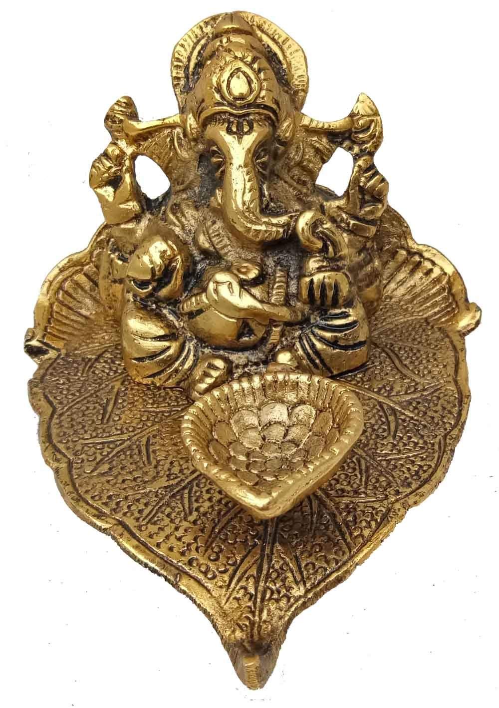 Leaf Ganesh god Idol Decorative murti with Diya Decorative Showpiece for car and Home Temple