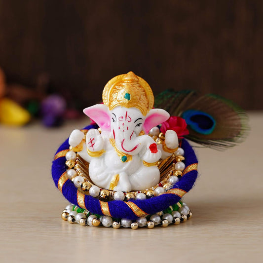 Resin Lord Ganesha Idol On Peacock Feather Decorative Plate| Ganesha Idol for Home Decor Car Dashboard| Ganesha Statue| Ganpati Murti Gift for Diwali Ganesh Chaturthi Housewarming Birthday