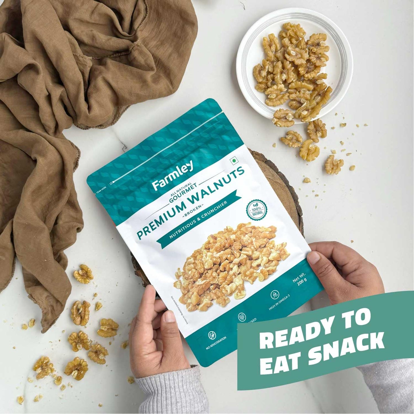 Farmley Walnut Broken Kernels | 250 g | Walnuts Without Shell, Akhrot, Dry Fruits, 100% Natural Akhrot, Rich in Proteins & Antioxidants (Pack Of 1)