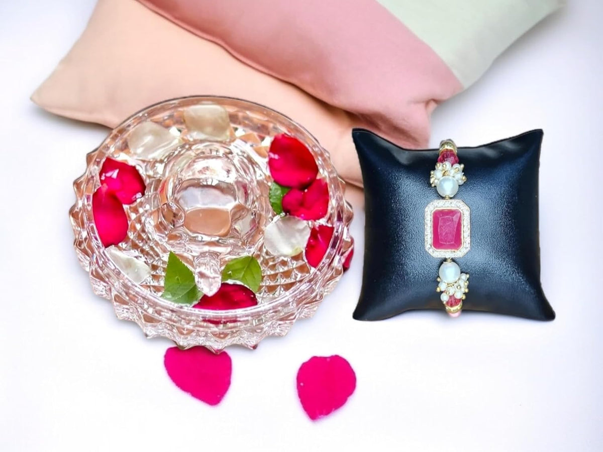 SAUDEEP INDIA Feng Shui Crystal Tortise with Plate for Good Luck with Rakhi for Brother | Turtle for Vastu Home Decor(Bhai-Rakhi with Gift Hamper)