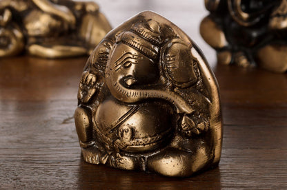 Brass Double Sided Lord Ganesha Idol for Home Decor Car Dashboard | Ganesha Statue | Ganesh Ganpati Murti Gift for Diwali Housewarming Birthday
