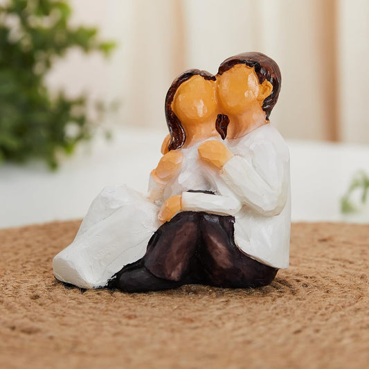 Hand-Painted Small Size Sitting Romantic Couple Statues | Beautiful Resin Home Decor (Pack of 1, White and Brown Color)