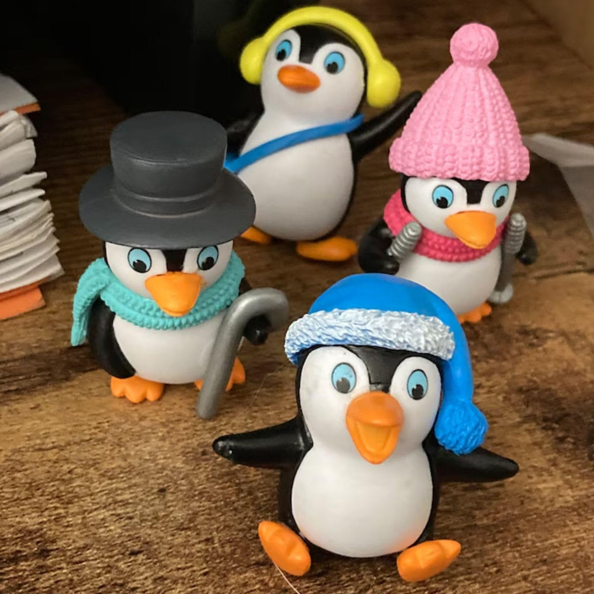 Miniature Showpiece Birthday Gift for Girls Kids, Penguin Showpiece Set of 4 for Home Decor Items, Car Dashboard Items, Table Decoration Items, Valentine Day Gift for Girlfriend