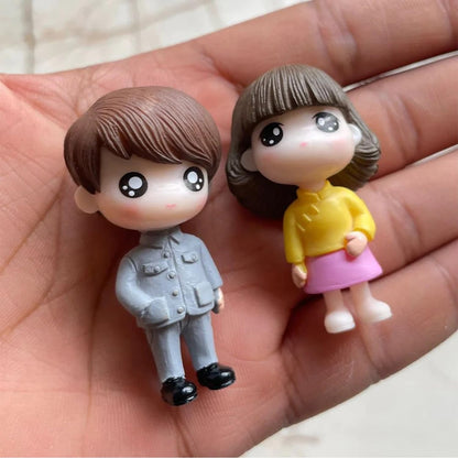 ascension Baby Couple Gift for Girlfriend Boyfriend Husband Wife Miniature Couple Statue for Valentines Gifts Home Office Living Room Decoration Miniature Adventure Showpiece Valentines Gift