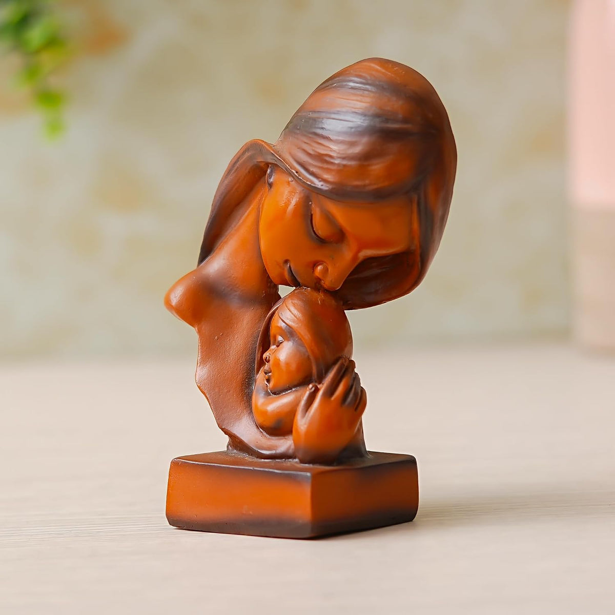Premium Mother Baby Statue Showpiece Gift, Resin Mother Baby Figurine, motherr Child Statue, Home Decor Items, House Warming Gifts Mother's Day, Baby Shower Gifts for Mom to be (Brown)
