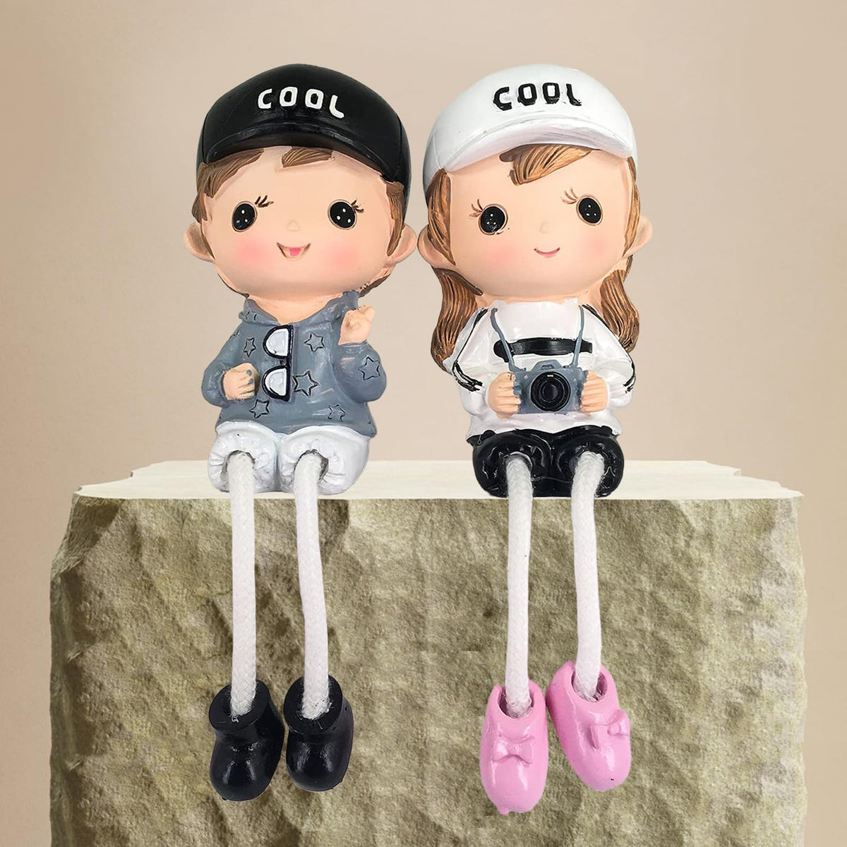 Cute Couple Gift Set Decorative Showpiece,Cute Family Hanging Legs Showpiece (Cool Couple)