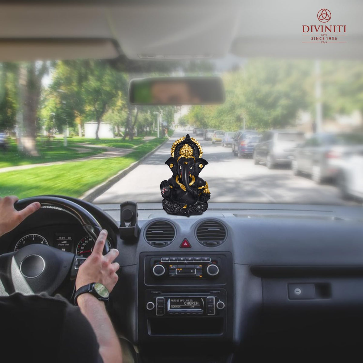 24K Gold Plated Resin Lord Ganesha Idol for Car Dashboard, Tabletop|Ganesh Statue for Good Luck and Success|Ganpati Murti for Home Decor Mandir, Office Desk Puja Gift Matte Black (8.4x4.2cm)