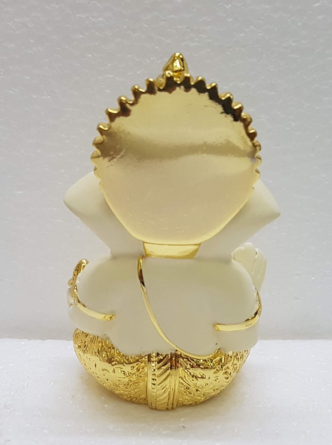 Gold Art India Gold and Silver Plated Ganesh Idol for Car Dashboard Small Ganesha Murti Ganpati Idol for Home Decor Puja Lord Ganesh Statue Gift for Office Desk Puja Room Figurine