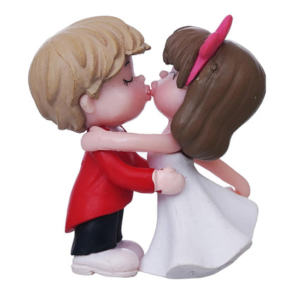 Valentine Gift for Girlfriend Boyfriend Kissing Couple Statue Decorative Showpiece for Home Decor Valentines Gift for Husband Wife Her Him | Valentine Day Decoration Items