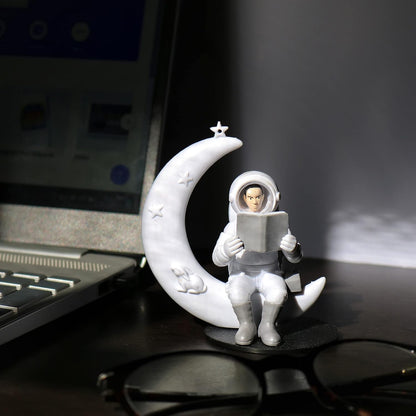 Street27® Cute Outer Space Astronaut Figurine Action Figure Toys Statue for Showpiece Home Living Room Decor Office Desktop Decoration Car Dashboard, Kids Birthday Party Gift, Resin