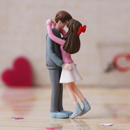 eCraftIndia Valentine Gift for Girlfriend Boyfriend Romantic Hugging Couple Statue Decorative Showpiece (Resin) Valentines Gift for Husband Wife Her Him Valentine Day Decoration Items
