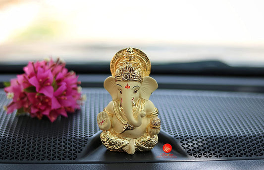 Lord Ganpati/Ganesha Idol for Car Dashboard, Desk, Office Table | Beautiful Ganesh Car Dashboard Idol Figurine Showpiece Sculpture (Ganesha Design 09)