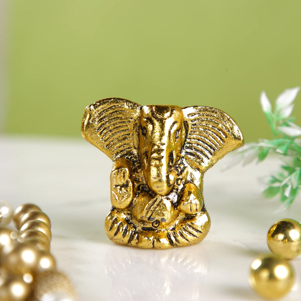 Metal Ganesh Idol for Car Dashboard Small, Handmade Small Ganpati Statue Murti for Home, Office, Tabledesk, Diwali Gift Items (Golden, 4 CM Height)