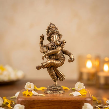 100% Pure Brass Dancing Ganesha Idol (Size: 6.2cm) | Pital Ganesh Murti for Pooja Room, Home Decor, Office Desk and Car Dashboard | Vinayagar Statue for Diwali Puja