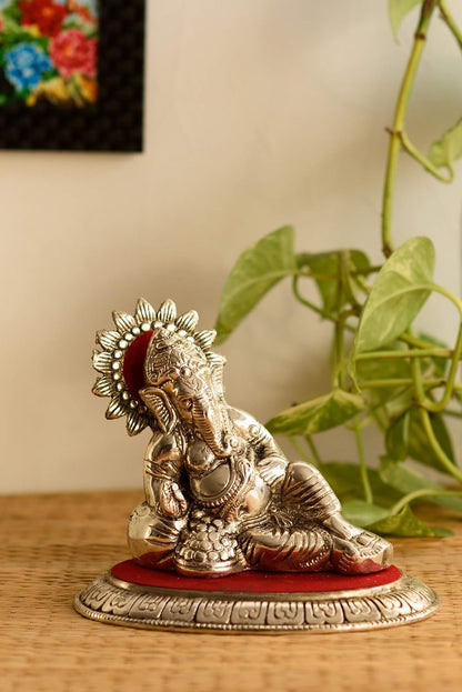 Brass Ganesha Idol Sitting with Musand Pillow - Lord Ganesha Idol for Home Decor Office Car Dashboard- Ganesha Statue for Puja Room- Ganpati Murti- God Statue Gift for Diwali, Birthday