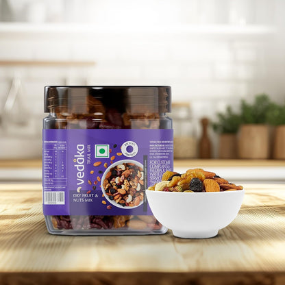 Vedaka Dry Fruits and Nuts Mix | 200 g | Almond, Cashew, Walnut, Pistachio, Cranberry and Raisin | Healthy Snacking