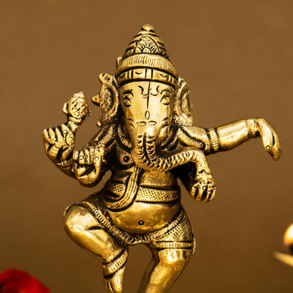 100% Pure Brass Ganesha Idol (Size: 10.5 cm) | Pital Ganesh Murti for Pooja Room, Home Decor, Office Desk and Car Dashboard | Vinayagar Statue for Diwali Puja