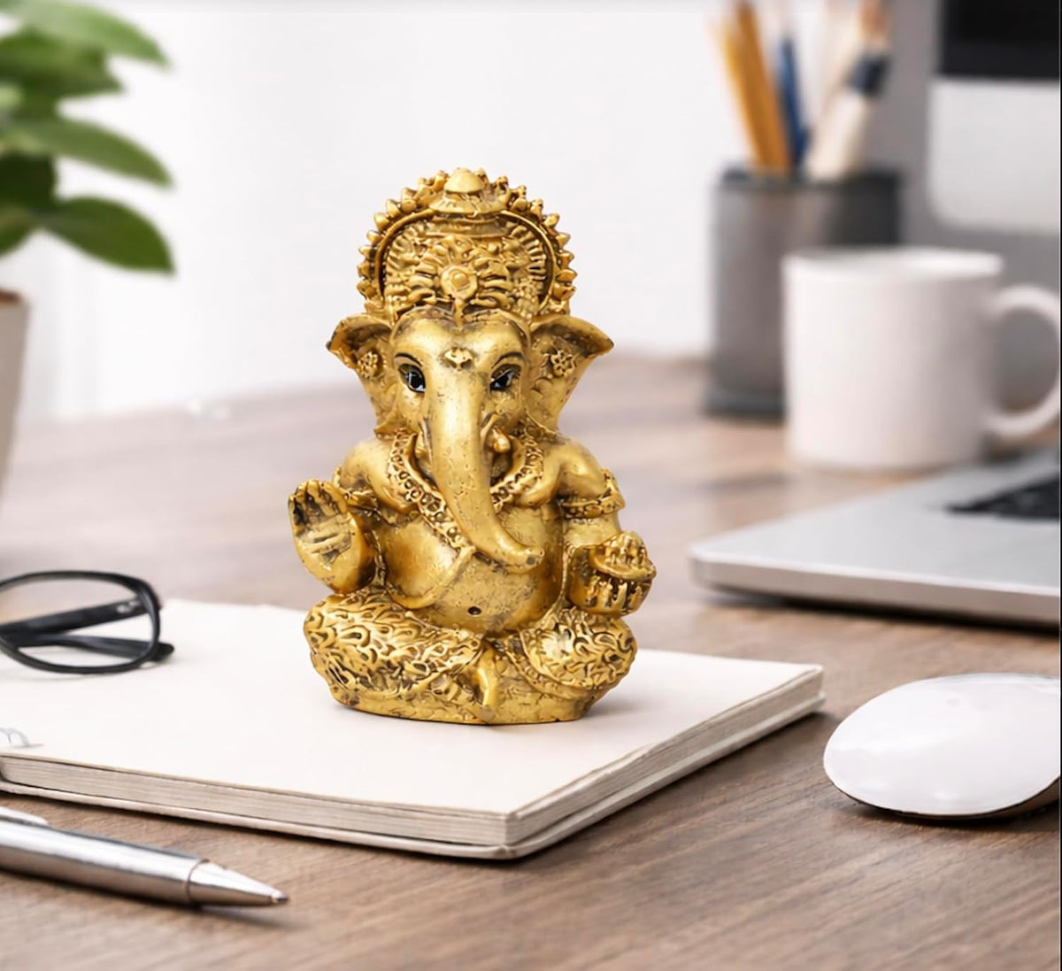 Classic Antique Gold Ganesha Idol with Decorative Foam Flower – 3.5 Inch Handcrafted Polyresin Ganpati for Car Dashboard, Home Mandir & Office – Metallic Finish Auspicious Gift (Antique Gold)