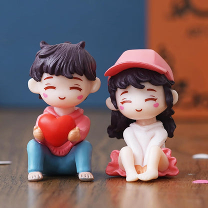 eCraftIndia Valentine Gift for Girlfriend Boyfriend Resin Miniature Cute Romantic Couple Statue Boy Giving Heart to Girl Showpiece Valentine Day Gift for Husband Wife Her Valentines Decoration Item