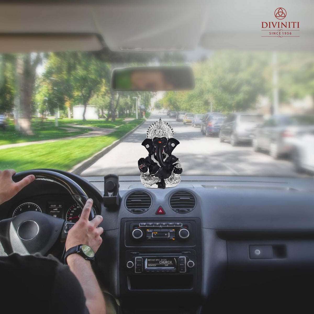999 Silver Plated Resin Lord Ganesha Idol for Car Dashboard, Tabletop|Ganesh Statue for Good Luck and Success|Ganpati Murti for Home Decor Mandir, Office Desk Puja Gift Black (8.4x4.2cm)